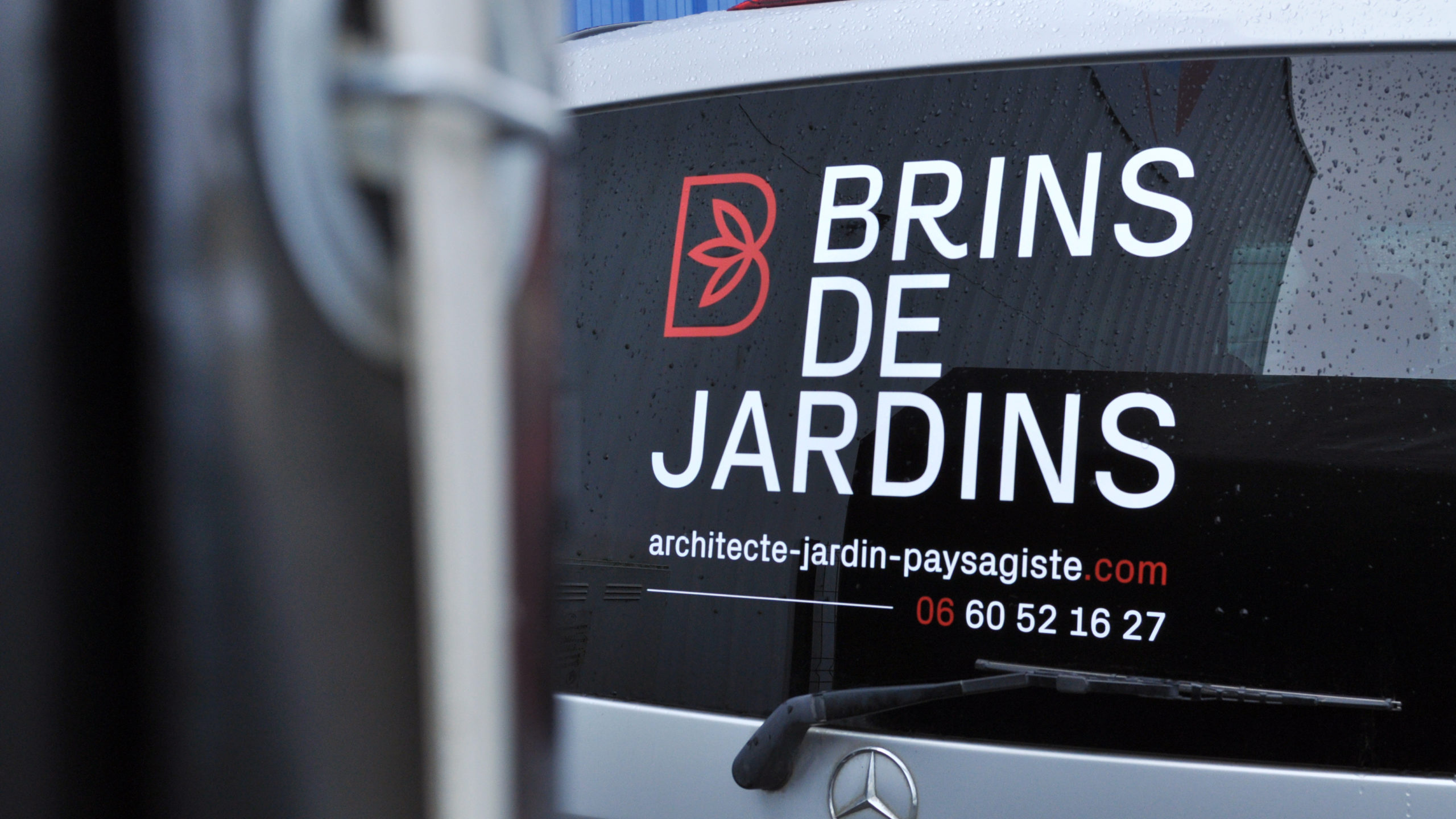 Briens architecte paysagiste identite visuelle logotype signaletique vehicule scaled